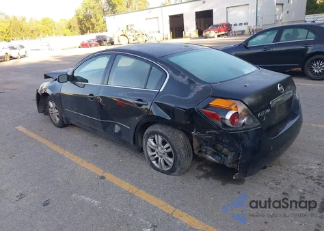 2010 Nissan Altima 2.5 S z USA, uszkodzony, nr VIN 1N4AL2APXAN415825